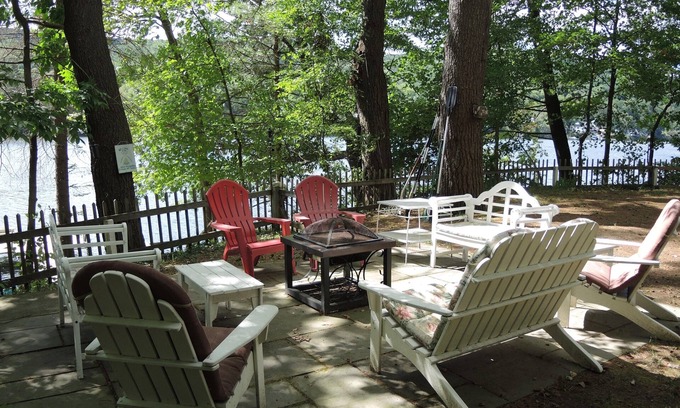 Maryland Apartment | Garth Newell Waterfront - Kayaks, canoes, water trampoline, fire pit, swimming