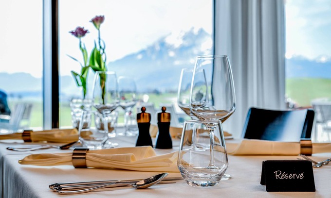 Meggen House | Gasthaus Badhof