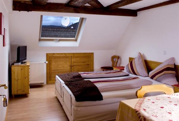 Edenkoben House | Gasthaus Korfu