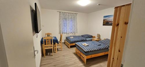 Zepfenhan Hotel | Gasthaus Ochsen