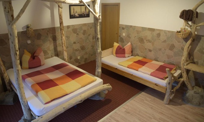 Tauche House | Gasthaus&Pension Görsdorf