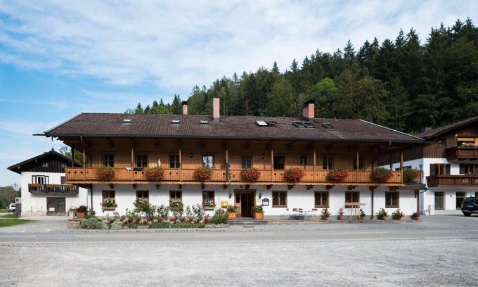 Irschenberg House | Gasthaus Posch