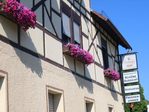 Usingen Bed & Breakfast | Gasthaus Schöne Aussicht