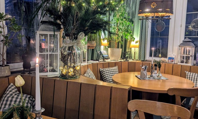 Obereisenheim Hotel | Gasthof Hotel Rose