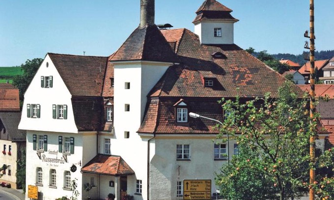 Tiefenbach Hotel | Gasthof Russenbräu