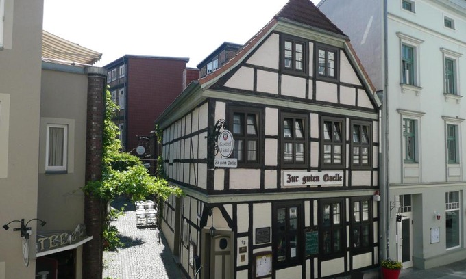 Schwerin House | Gasthof Zur guten Quelle