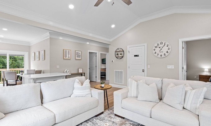 Gastonia House | Gastonia Charmer!