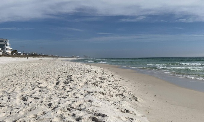 Fort Bay House | Gated Private Beach Townhome - Gulf front pool - Near 30A - Gulf Coast of Mexico