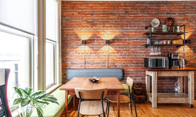 Stratford Apartment | Gateway Inn: Harmony Loft 2BRM