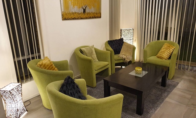 Smithfield Plains House | Gateway to Adelaide, Gawler, Barossa & Clare Valley wine regions