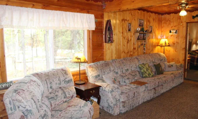Island Park Cabin | Gateway To Yellowstone Park And Outdoor Adventure. FREE internet and cleaning.