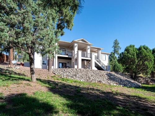 Ruidoso House | Gathering Place