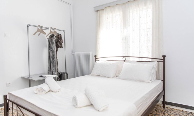 Old Town Naxos House | gatis place, suite-studio, center of naxos town, comfortable near to all!