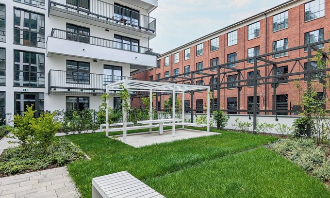 Mlyniska Apartment | Gdansk Apartment With Parking by Renters