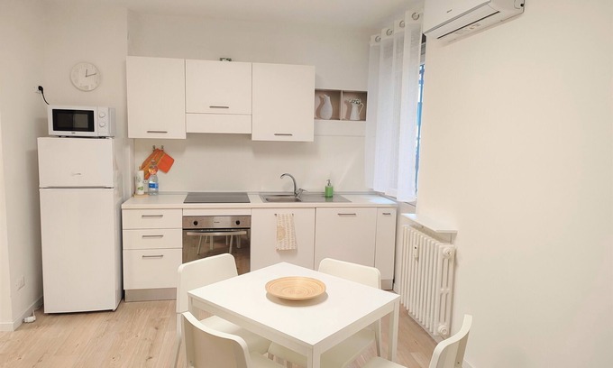 Pavia Apartment | Gege House Pavia City