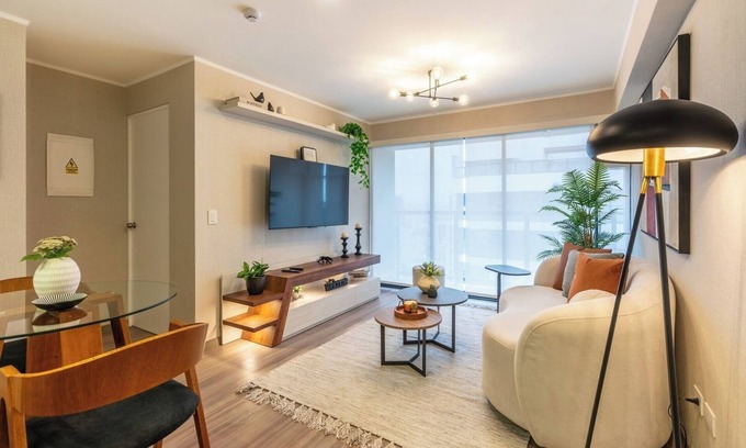 Surquillo Apartment | Geko | Tropicana 1BR near the Financial Center