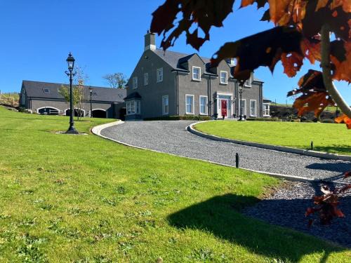 Banbridge Villa | Gelilah House