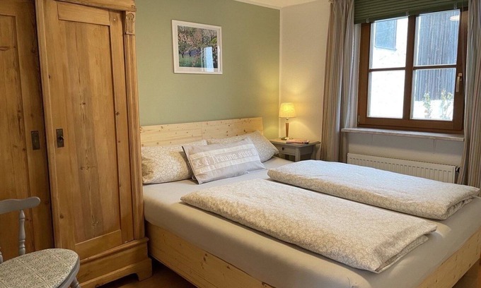 Berg Apartment | Gemütlich eingerichtete 36qm-Ferienwohnung
