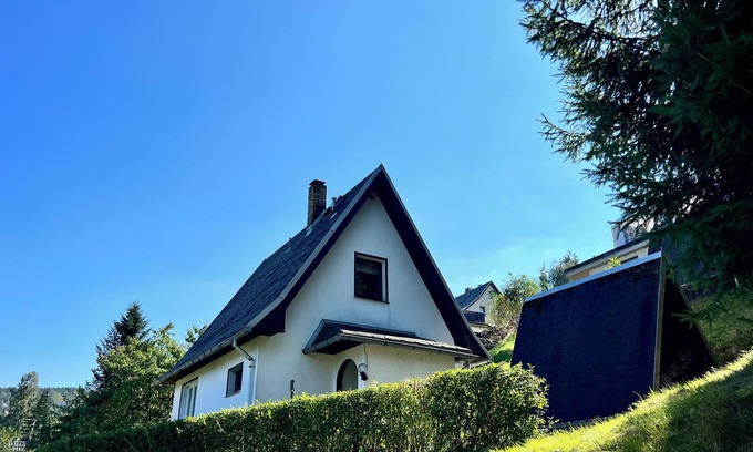 Pobershau House | Gemütliche Berghütte mit Kamin im Erzgebirge Nahe Schwarzwassertal