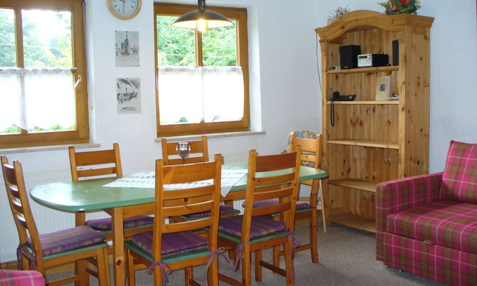 Marktrodach Apartment | Gemütliche Ferienwohnung (55qm) im Erdgeschoss in ruhiger Lage