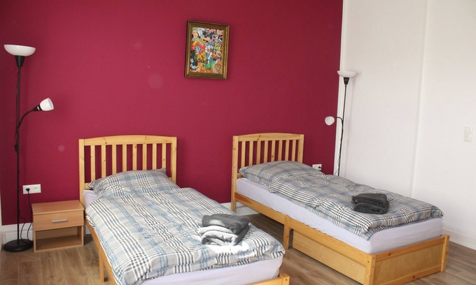 Untermeiderich Apartment | Gemütliche Ferienwohnung in Ruhiger Lage