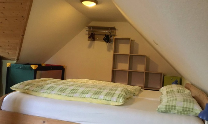 Sandberg Apartment | Gemütliche Ferienwohnung für bis zu Vier Personen mit Kostenfreiem Wlan