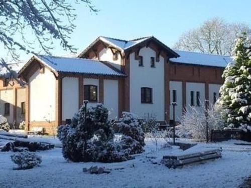 Kuchelmiss Apartment | Gemütliche Ferienwohnung in Kuchelmiß mit Großem Garten