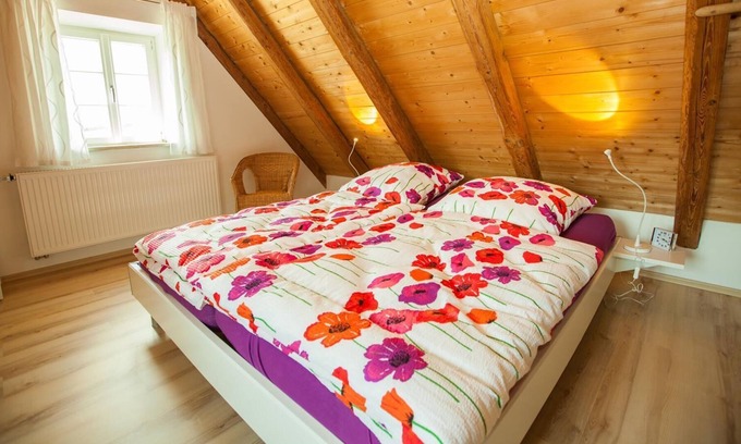 Stein Apartment | Gemütliche Ferienwohnung in der Nähe des Playmobil Funparks und der Messe Nürnberg