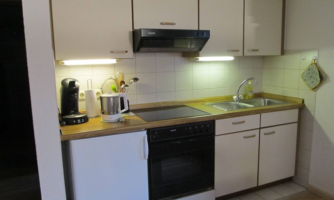 Schopfheim Apartment | Gemütliche Zwei- Zimmer- Wohnung mit Eigenem Eingang und Südterrasse