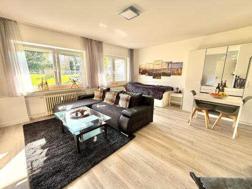 Osterath Apartment | Gemütliches Apartment mit Blick ins Grüne nähe Messe
