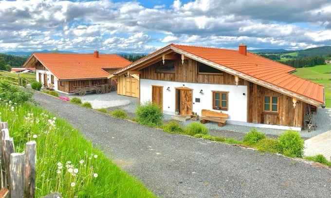 Freyung Ski Chalet | Gemütliches Bergchalet mit Sauna und Whirlpool