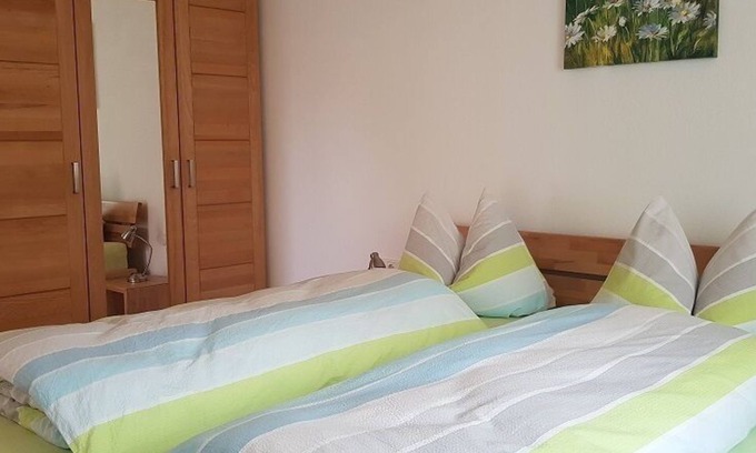 Weigenheim Apartment | Gemütliches Ferienhaus (75 m2) mit offener Galerie und Terrasse
