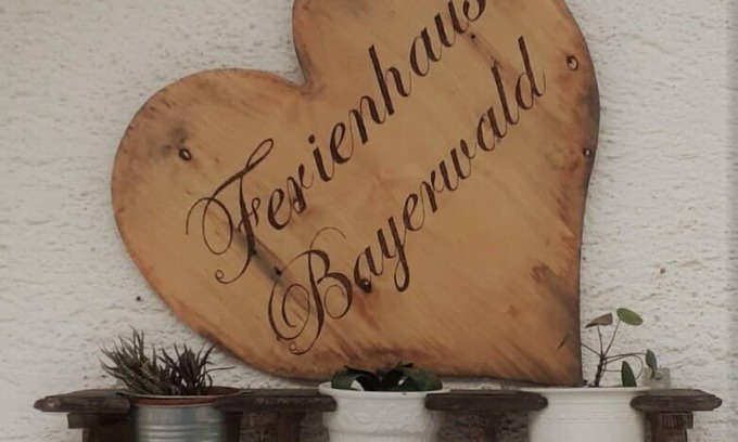 Ringelai Apartment | Gemütliches, neu Renoviertes Ferienhaus mit Terrasse und Garten im Schönen Bayerischen Wald