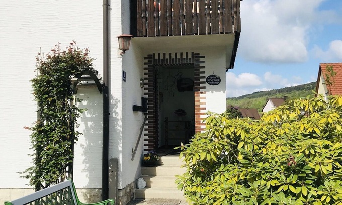Marktrodach Apartment | Gemütliches und modernes Feriendomizil (87 m2) im Frankenwald mit Balkon und kostenfreiem WLAN