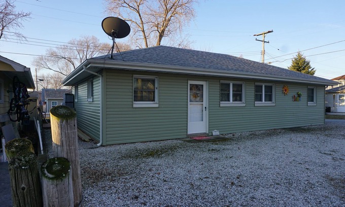 Gypsum House | Gem Beach Charmer