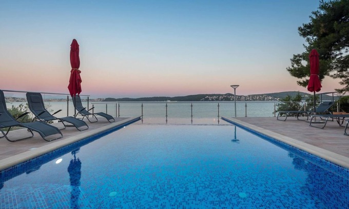 Seget Donji Villa | GEM OF THE SEA LUXURY BEACH VILLA FOR 12 PERSONS WITH NEW INFINITY POOL