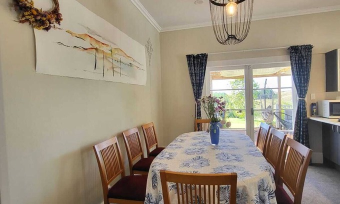 Whanganui Villa | Gem on Bastia Hill