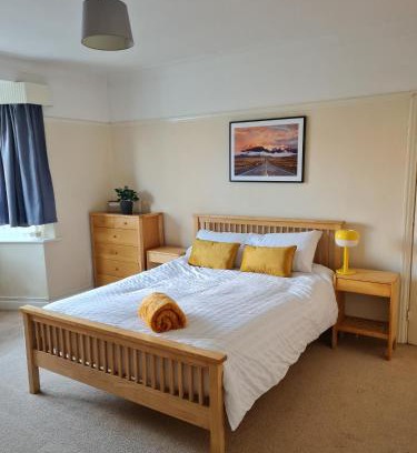 Heaton Apartment | Genade Apartments - Heaton