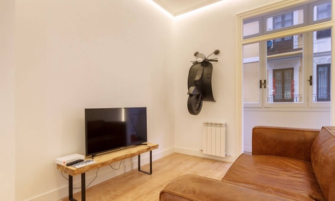 San Francisco Apartment | General Castillo apartment with WIFI