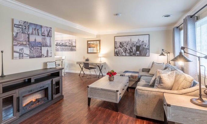Oswego House | Generous 2-Bedroom New York Inspired Vacation Rental