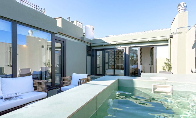 Alameda Apartment | Genteel Home Gran Poder
