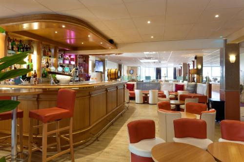 Le Mesnil-Amelot Hotel | Geographotel Paris-Roissy CDG Airport