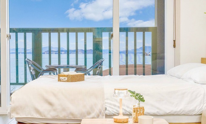 Geoje House | Geoje Beachwhite Pension