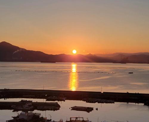 Geoje Apartment | Geoje Seaside Luxury Family Villa