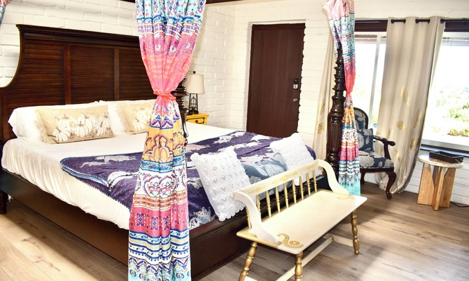 Ramona House | George Gardens