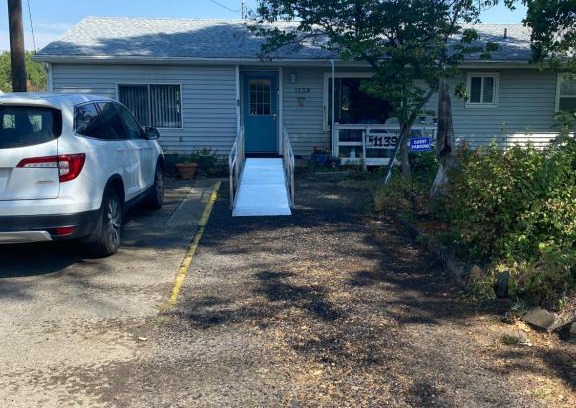 Lewiston House | George's B&B