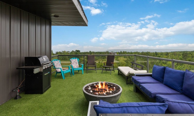 Meaford Cottage | Georgian Bay Estate - Blue Mountains