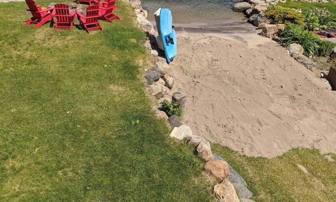 Tay Cottage | Georgian Bay Waterfront Cottage - 7 Bedroom, 3 Bath + Hot tub +Office +Wifi