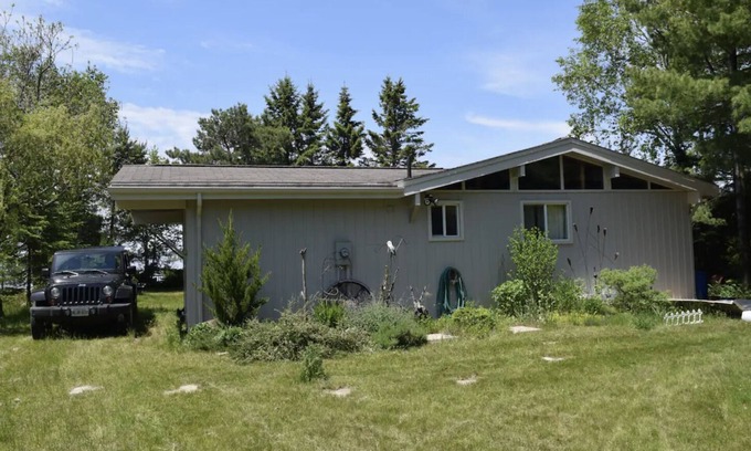 Tiny Cottage | Georgian Bay Waterfront Cottage