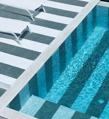 Kompi House | Georgianna's suite with private pool , 'blank suite'